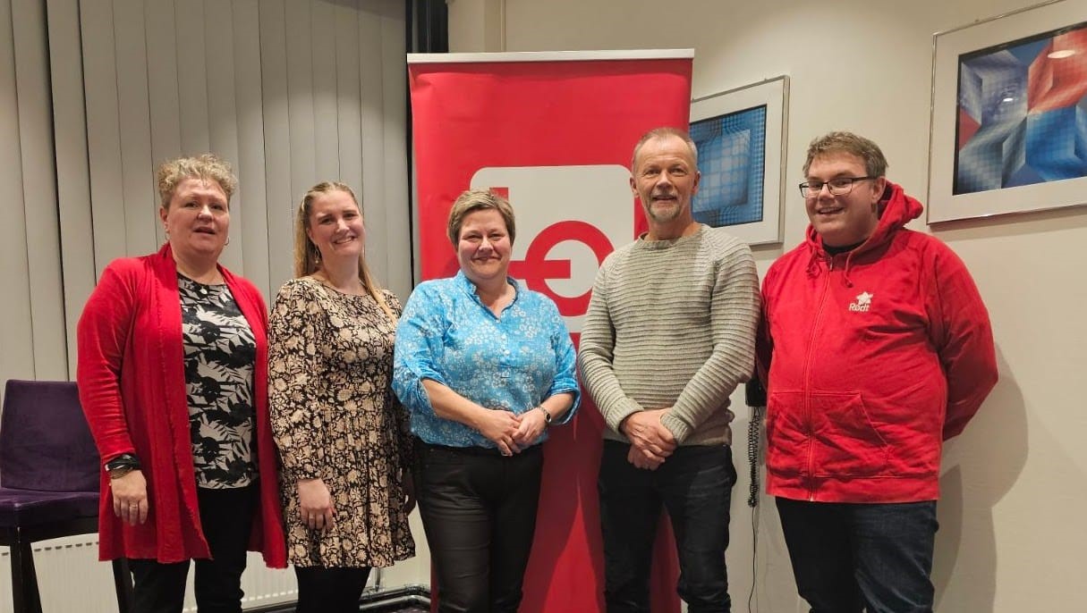 Representanter fra politiske partier og LO