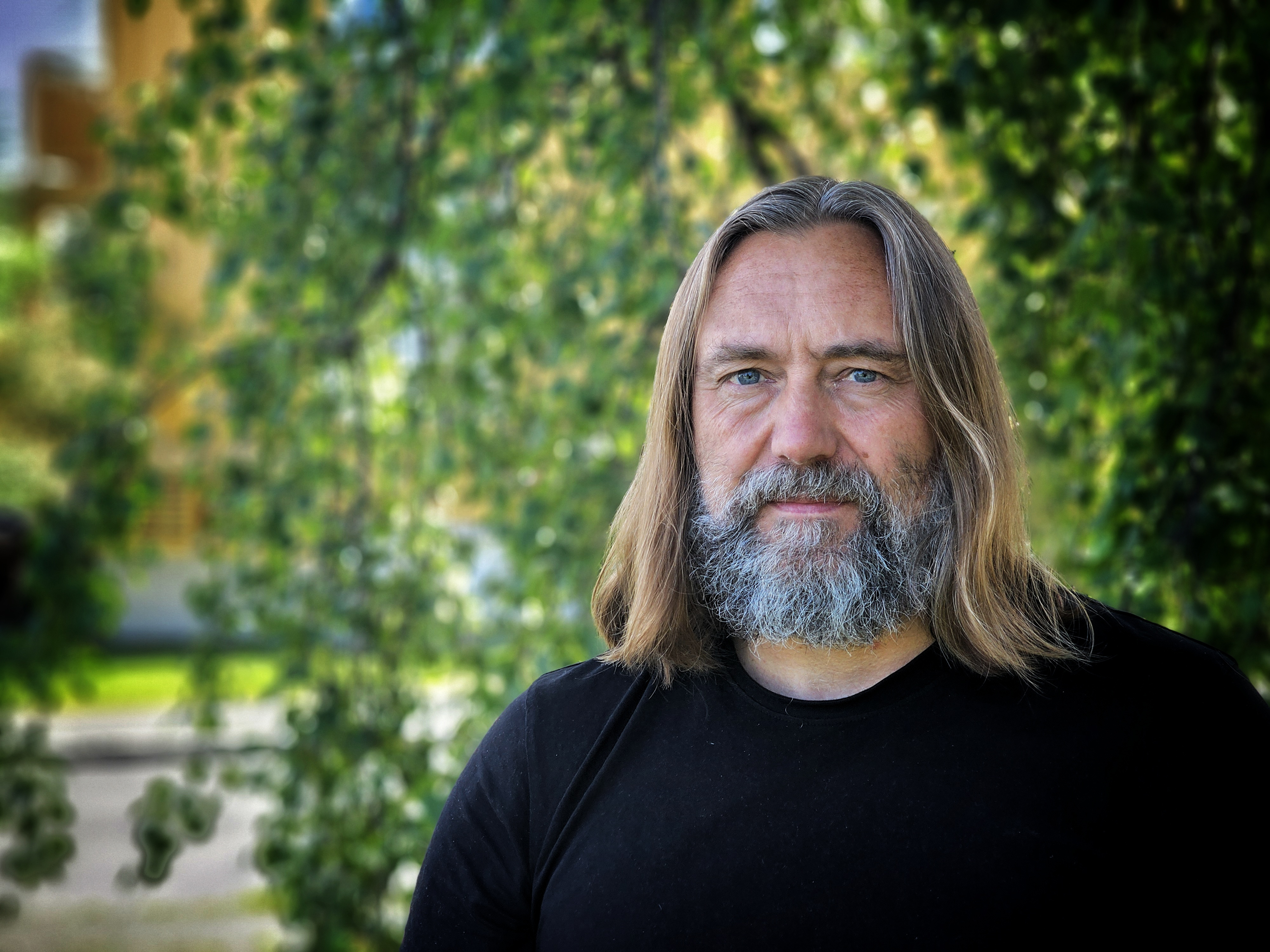 Portrettfoto av Carl Frode Tiller. 