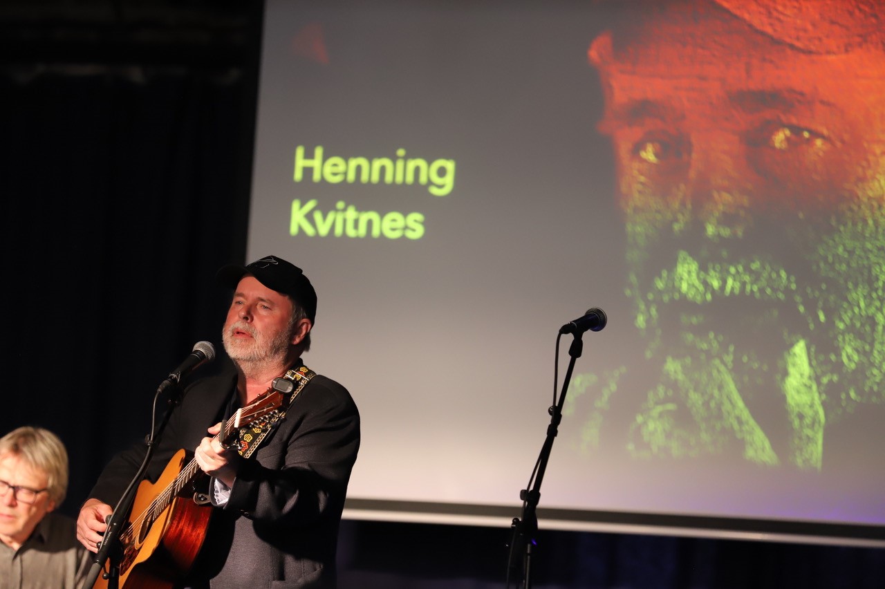Henning.jpg