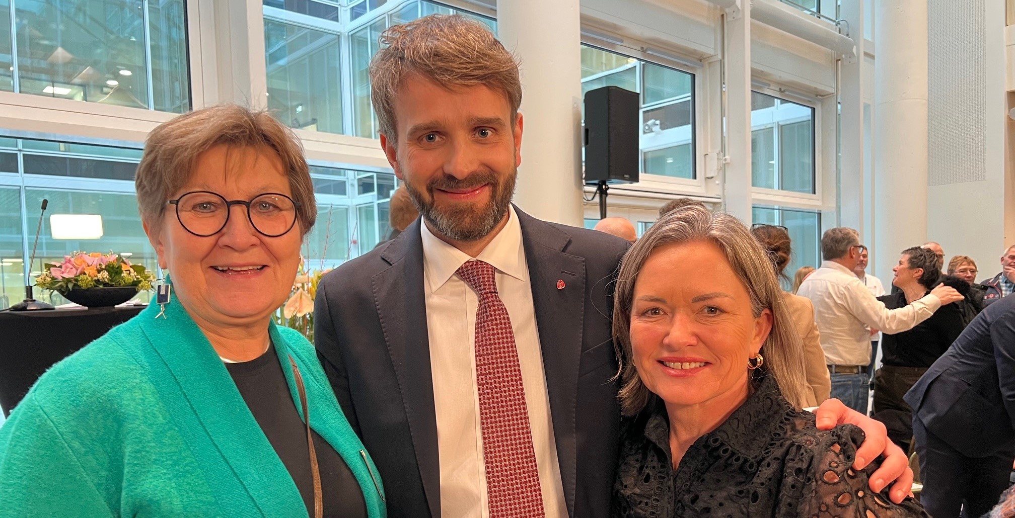 Mette Nord i Fagforbundet, Helseminister Vestre og LOs nestleder Sissel Skoghaug