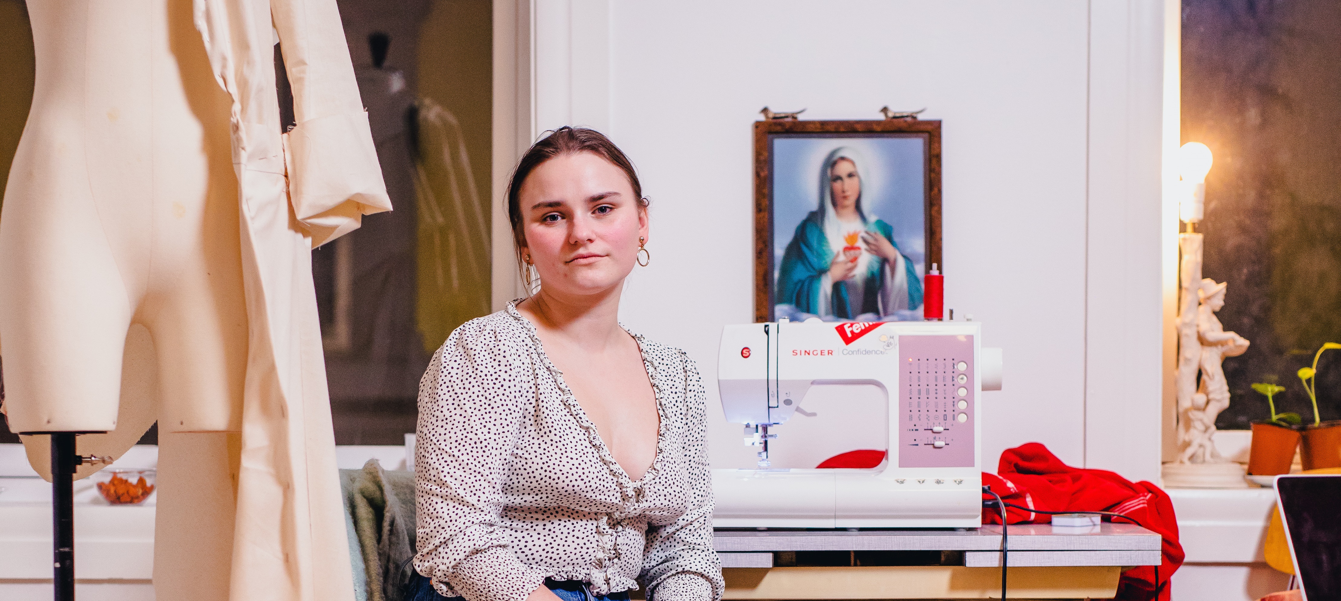 Sara Skogøy i butikken