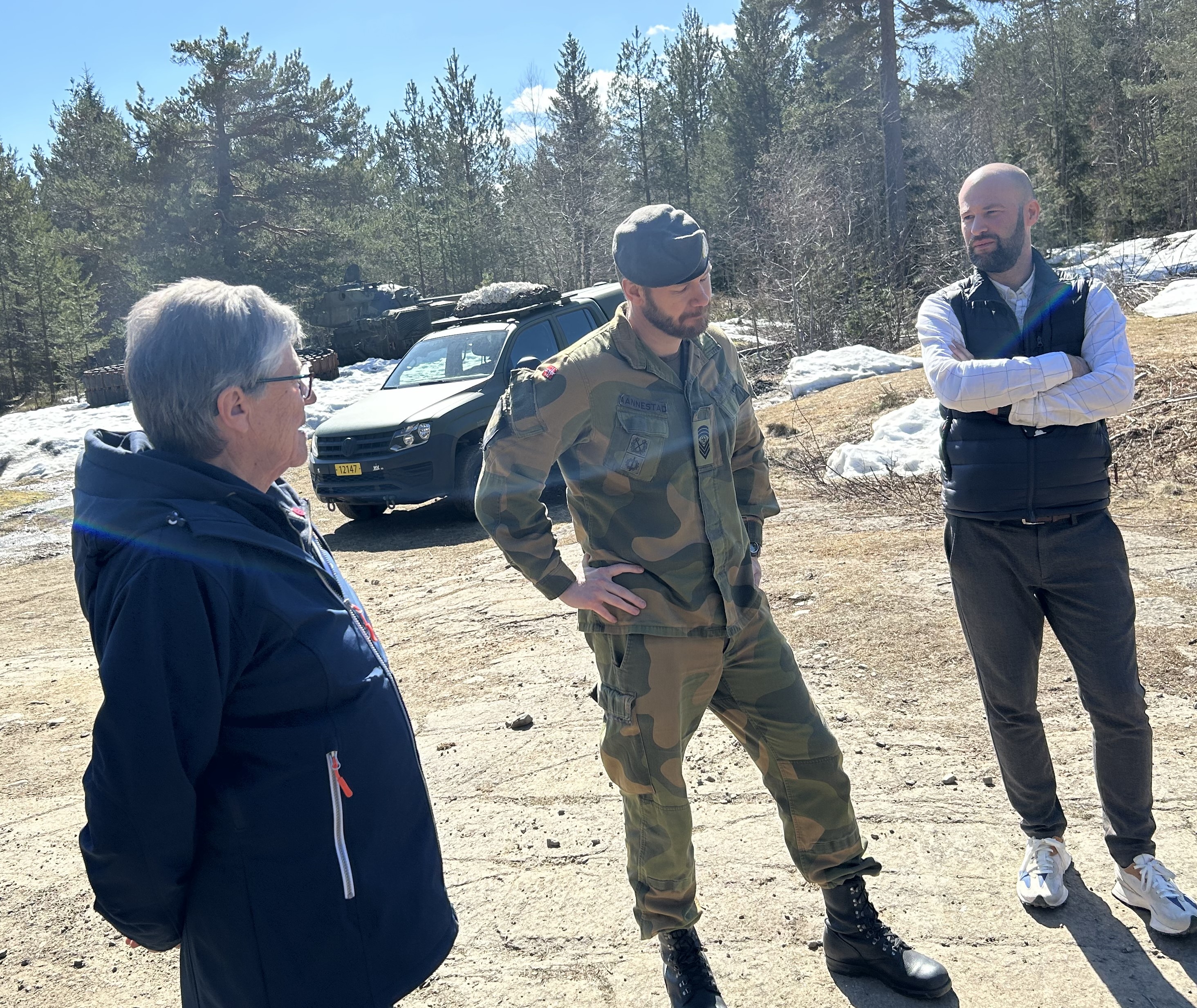 Distriktsrådet på befaring.jpg