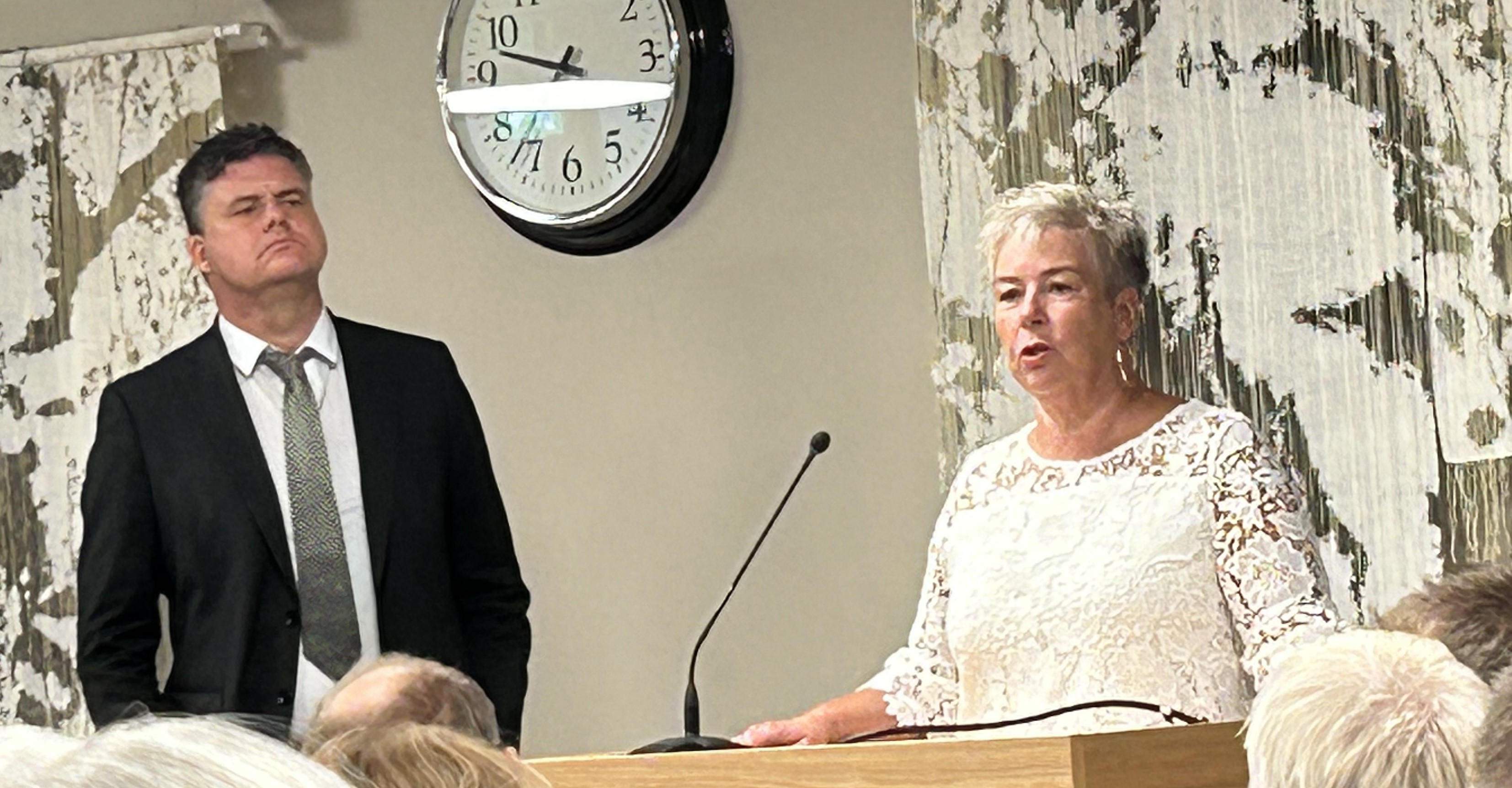 Irene fra LO og Stig fra hovedutvalg åpner møtet